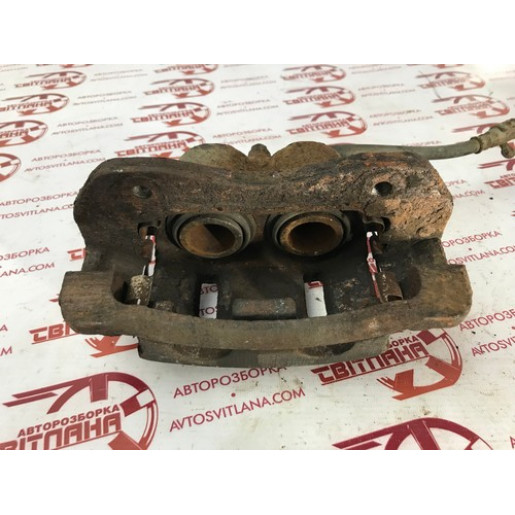 Супорт передний правый Kia Sorento 2002-2009 581303E100